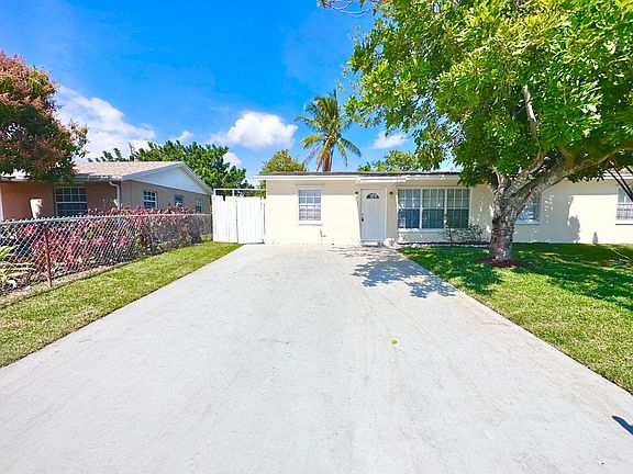 5th image of 4845 Andros Dr