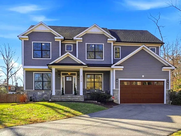 9206 Fernwood Rd, Bethesda, MD 20817