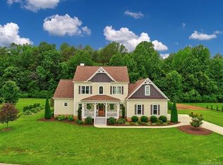 8735 Kerns Meadow Ln, Huntersville, NC 28078