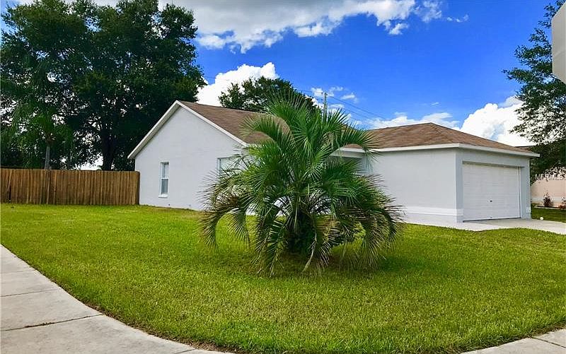 2nd image of 1219 Etchfield Cir