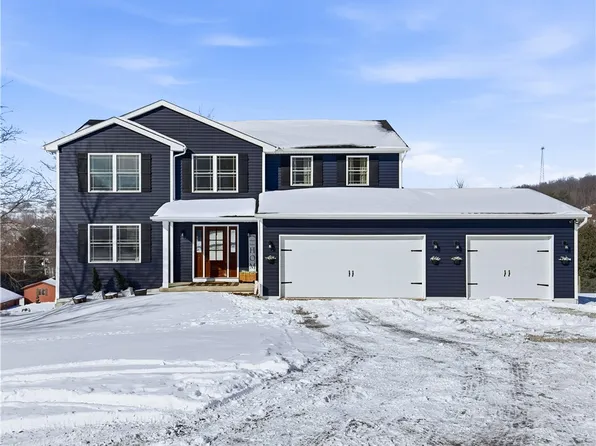 3106 Upper Ridgeview Rd, Connellsville, PA 15425