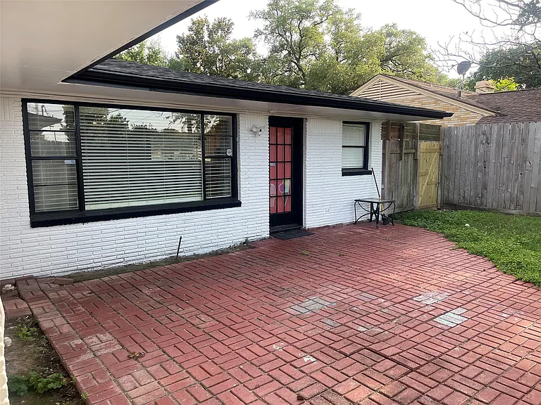 9602 Val Verde St — Photo 34