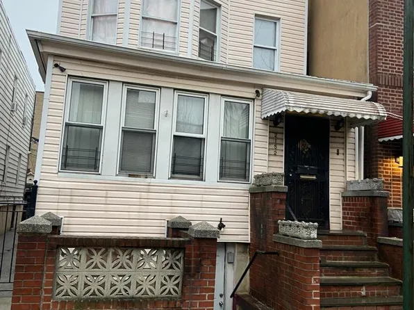 2152 Watson Avenue, Bronx, NY 10472