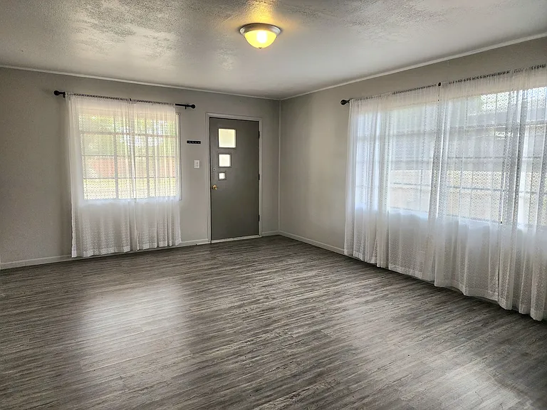 124 New Mexico Dr — Photo 3