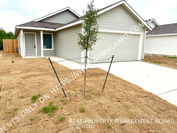 14741 Onyx Pl, Elmendorf, TX 78112
