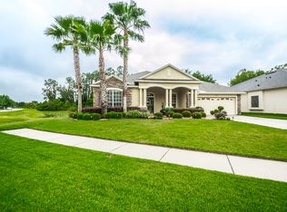 7623 Whispering Wind Dr, Land O Lakes, FL 34637