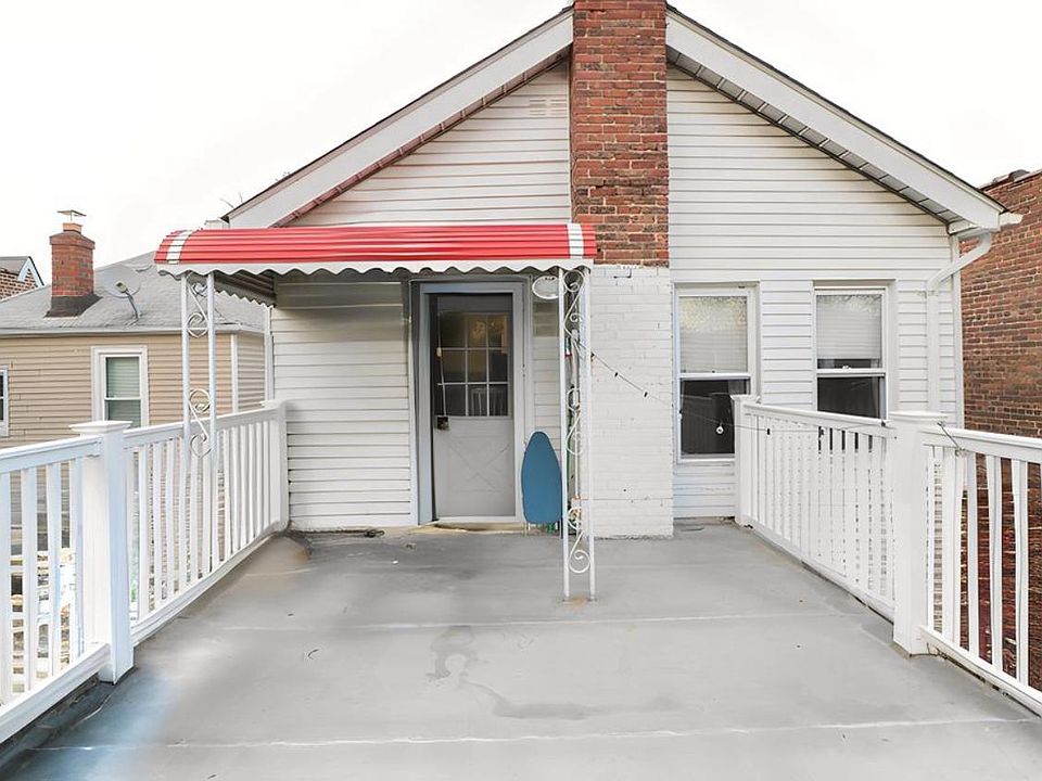1st image of 1643 Lurting Ave #2