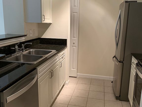 4th image of 720 S Sapodilla Ave APT 414