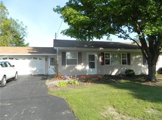 611 Substation Rd, Brunswick, OH 44212