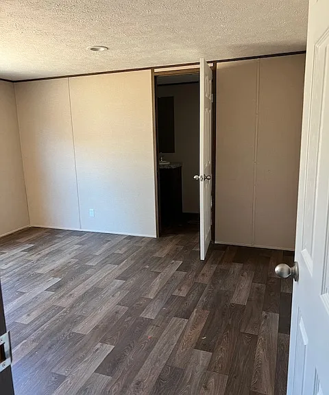 115 Aubry Dr — Photo 5