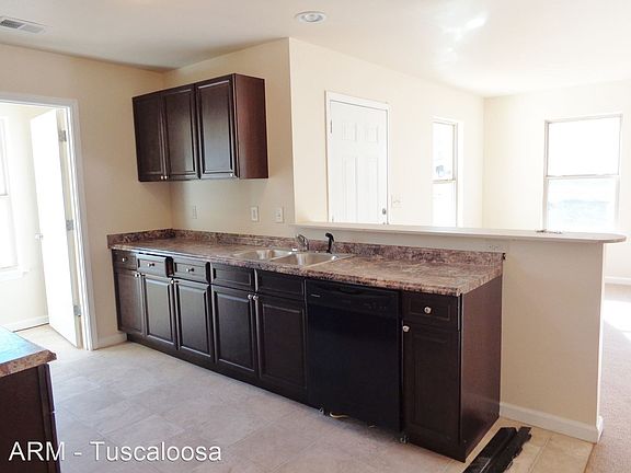 5th image of 17680 Wallace Chapel Ln