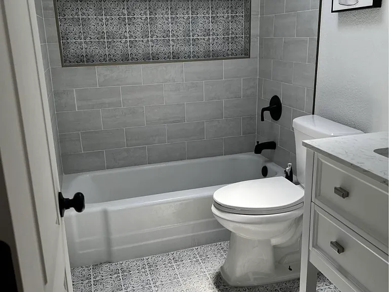 1340 Pine St — Photo 10
