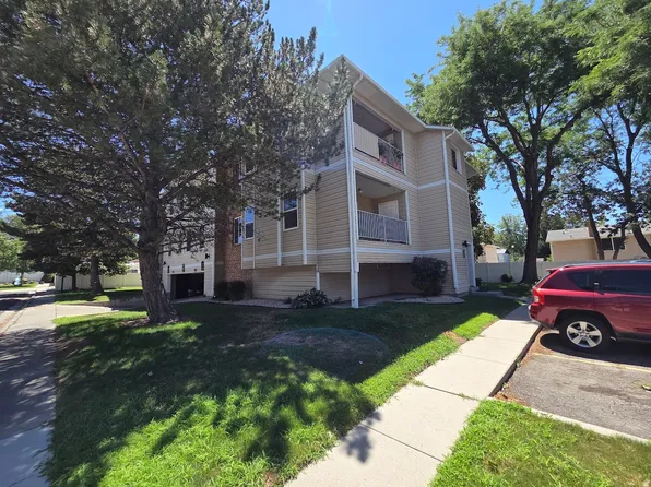 830 E Gatewood Dr S, Sandy, UT 84094