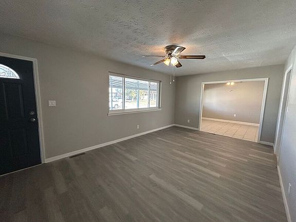 5th image of 130 Savoy Ave