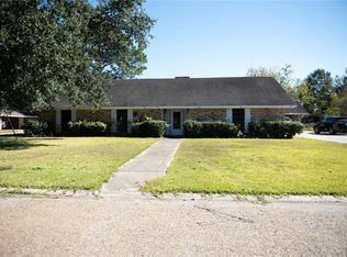 1701 Wilson Dr, Opelousas, LA 70570