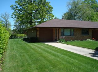 1907 Connie Ct, Aurora, IL 60505