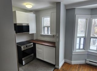 1154 Queen Street East Toronto, Toronto, ON M4M 1L2