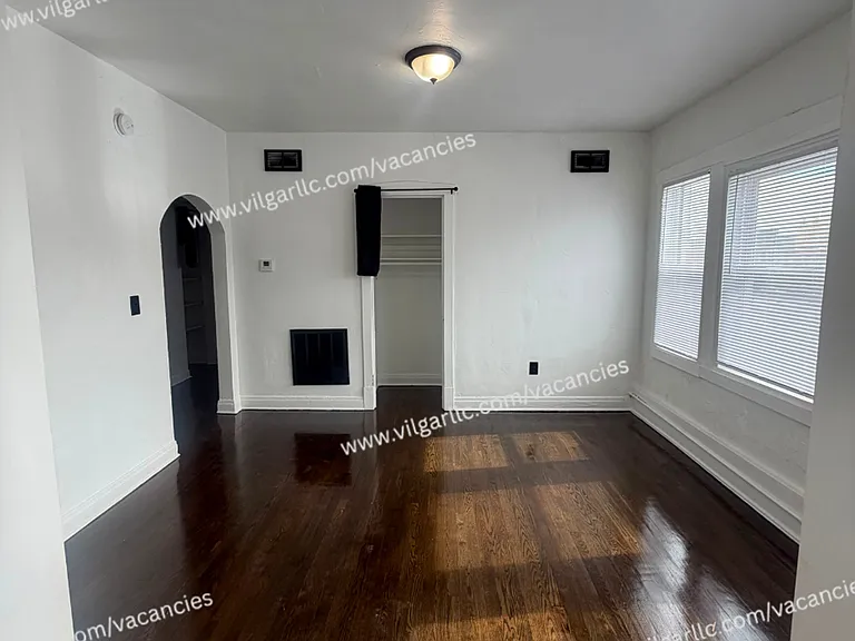 1514 W 5th Ave — Photo 7
