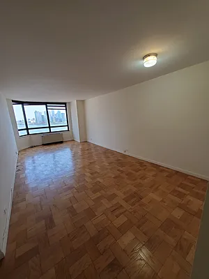 Rented by Luxury Habitat | media 2