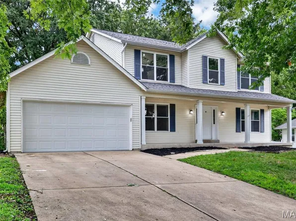 2947 Bromley Dr, O'Fallon, MO 63368