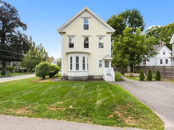 50-50A Whittier St #1, Andover, MA 01810