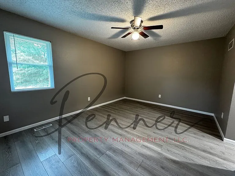 809 NW 36th Street Ter — Photo 6