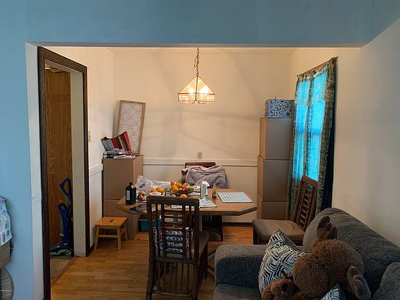 5th image of 2542 W Missouri Ave