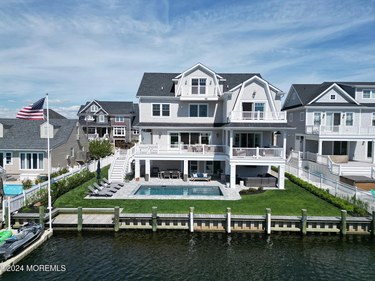 6 bed, 6.0 bath, 5000 sqft, $22,000 — Photo 3