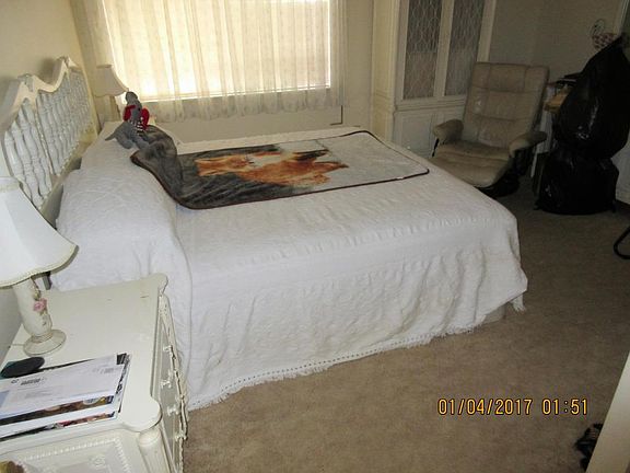 4th image of 1258 NE 14th Ct #9