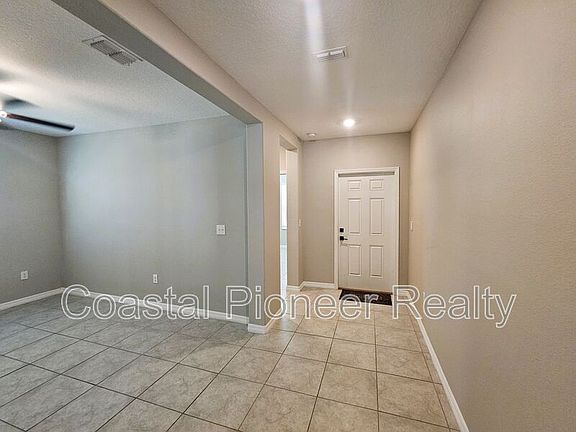 3rd image of 6822 King Creek Dr