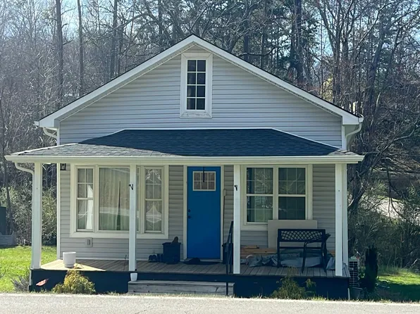 1322 Paint Rock Rd, Oneida, TN 37841