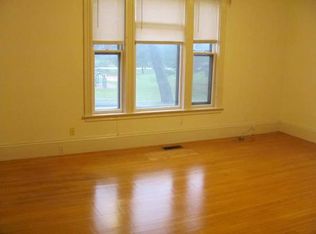 279 Pine St, Bangor, ME 04401