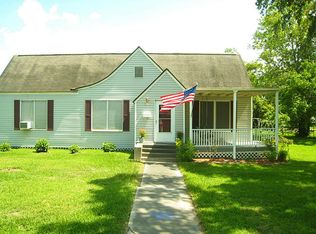 503 E Orange St, Angleton, TX 77515