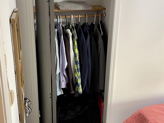 2nd image of 311 W Roosevelt St #315