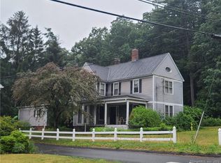 5 Massaco St, Simsbury, CT 06070