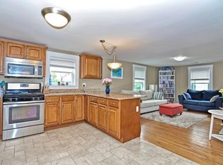 10 Naviens Ln #2, Waltham, MA 02453