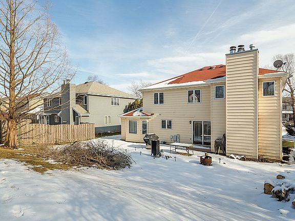 3rd image of 856 Francine Dr