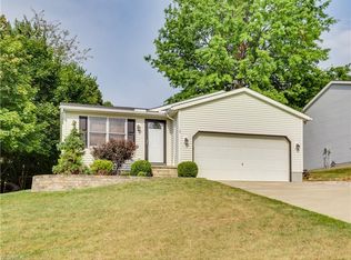 15 Ridge Top Cir, Doylestown, OH 44230