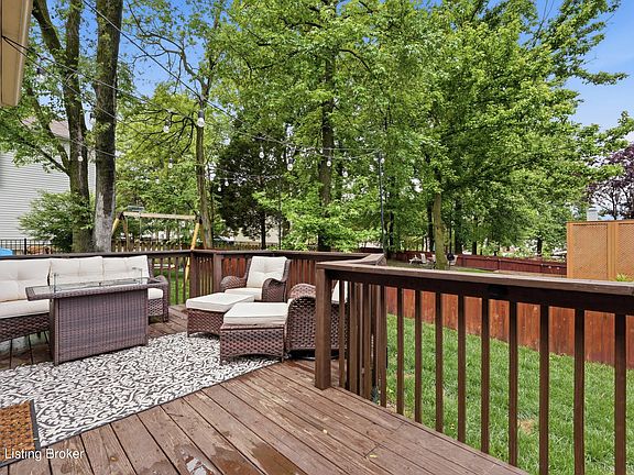 3rd image of 10511 Vintage Creek Dr