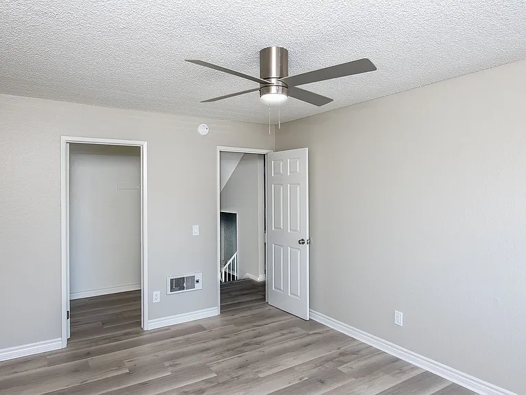 san930 — Photo 23