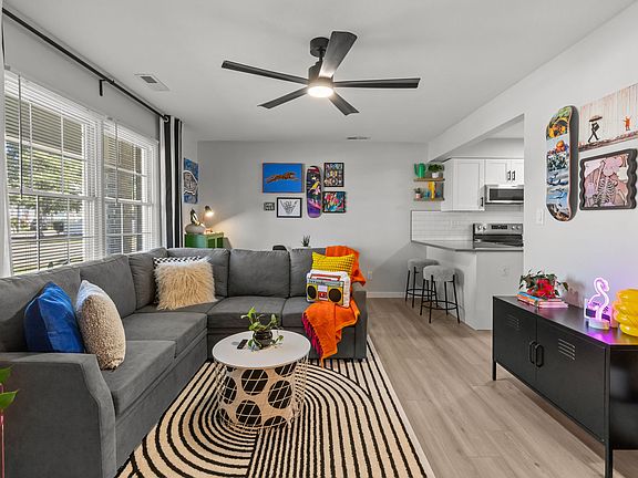 2nd image of 598 Pinewood Dr APT 108