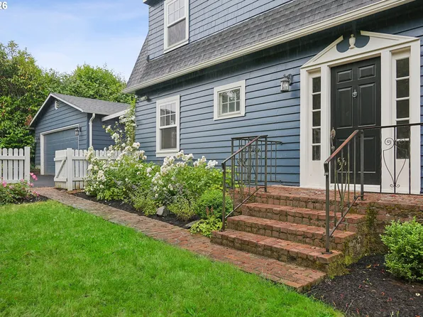 604 Van Buren St, Oregon City, OR 97045