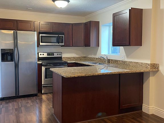 3rd image of 833 E Arnecia Ct Unit 10