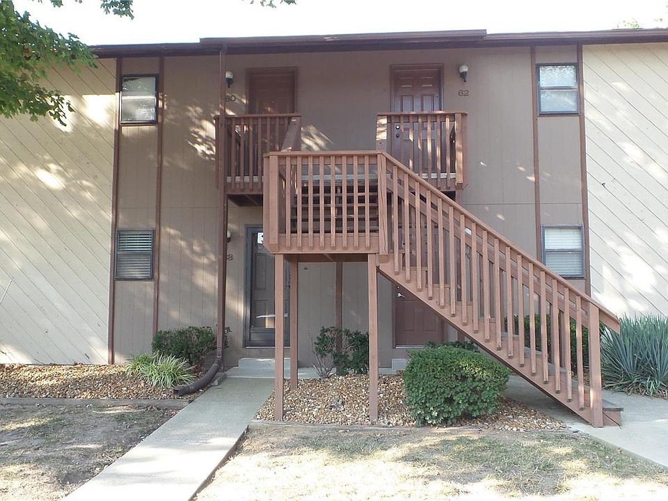 1st image of 62 Peachtree Ln