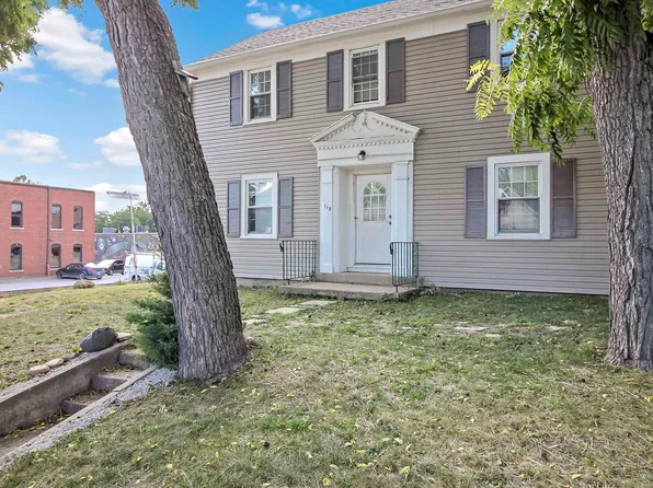 119 N Main St, Warren, IN 46792