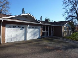 724 Upper River Rd, Gold Hill, OR 97525