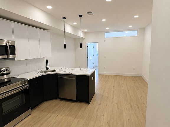 3rd image of 2230 N Camac St #2