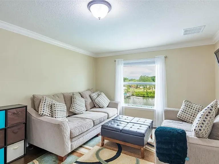 425 Bahama Grande Blvd — Photo 19
