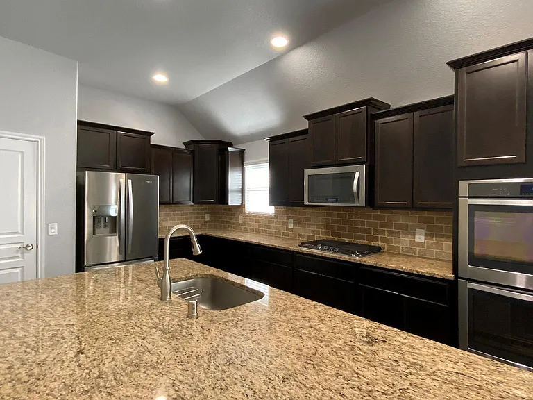 10 Pinestead Ct — Photo 12