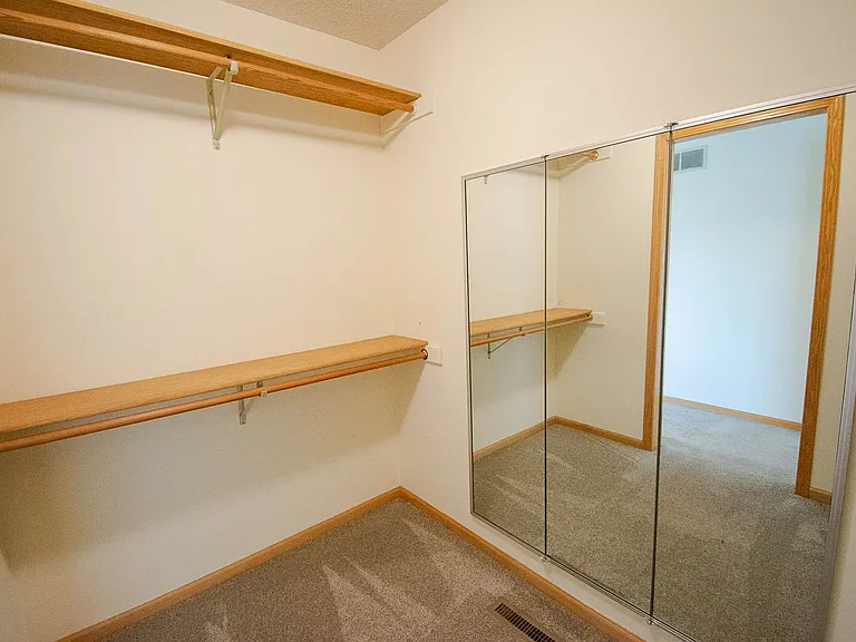2716 Spyglass Ct NW — Photo 12